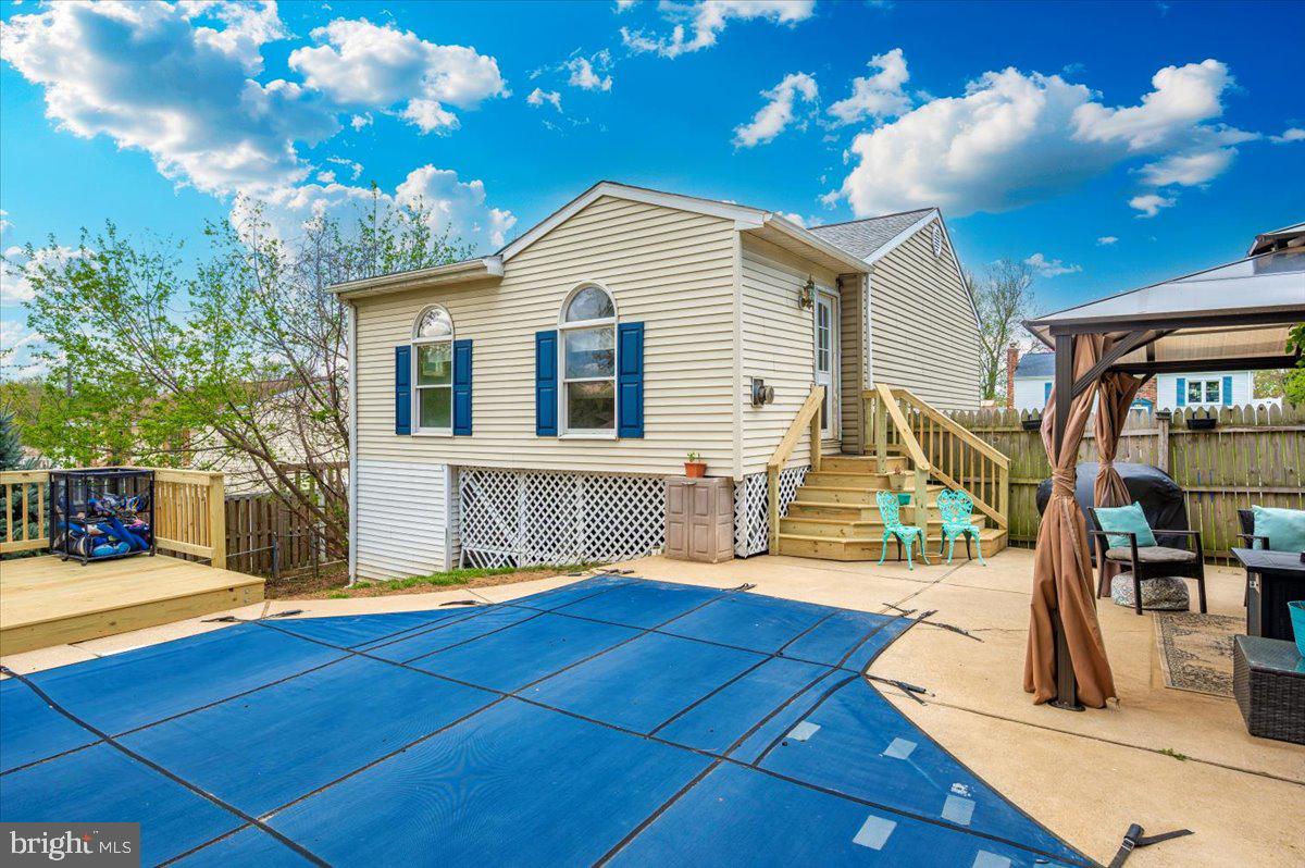 BRUNSWICK - Residential