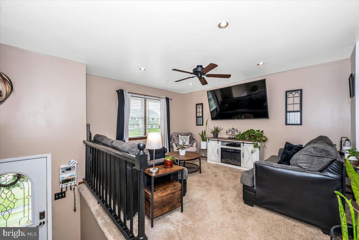 BRUNSWICK - Residential