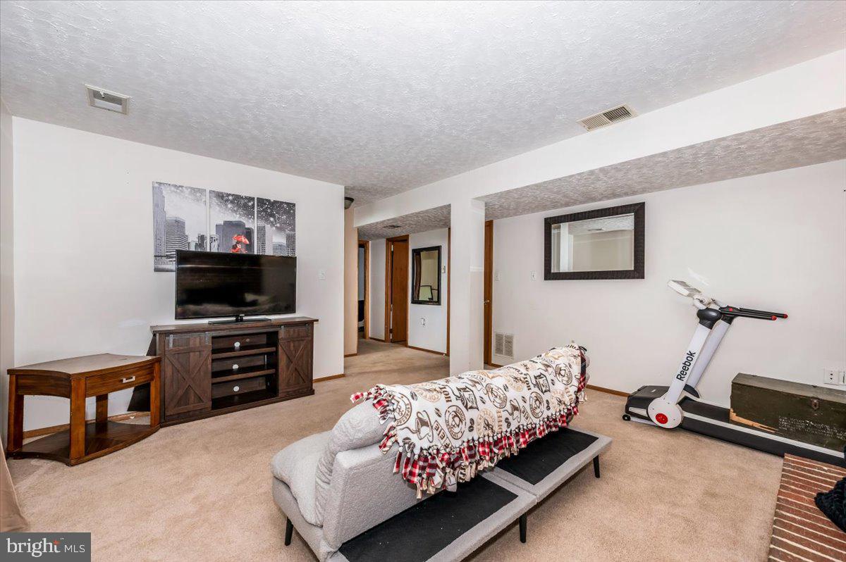 BRUNSWICK - Residential