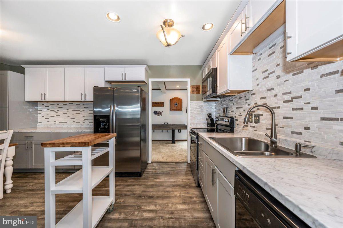 BRUNSWICK - Residential