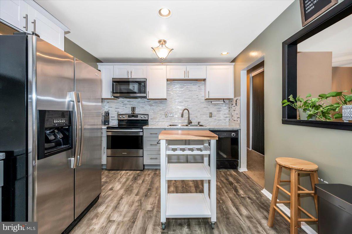 BRUNSWICK - Residential