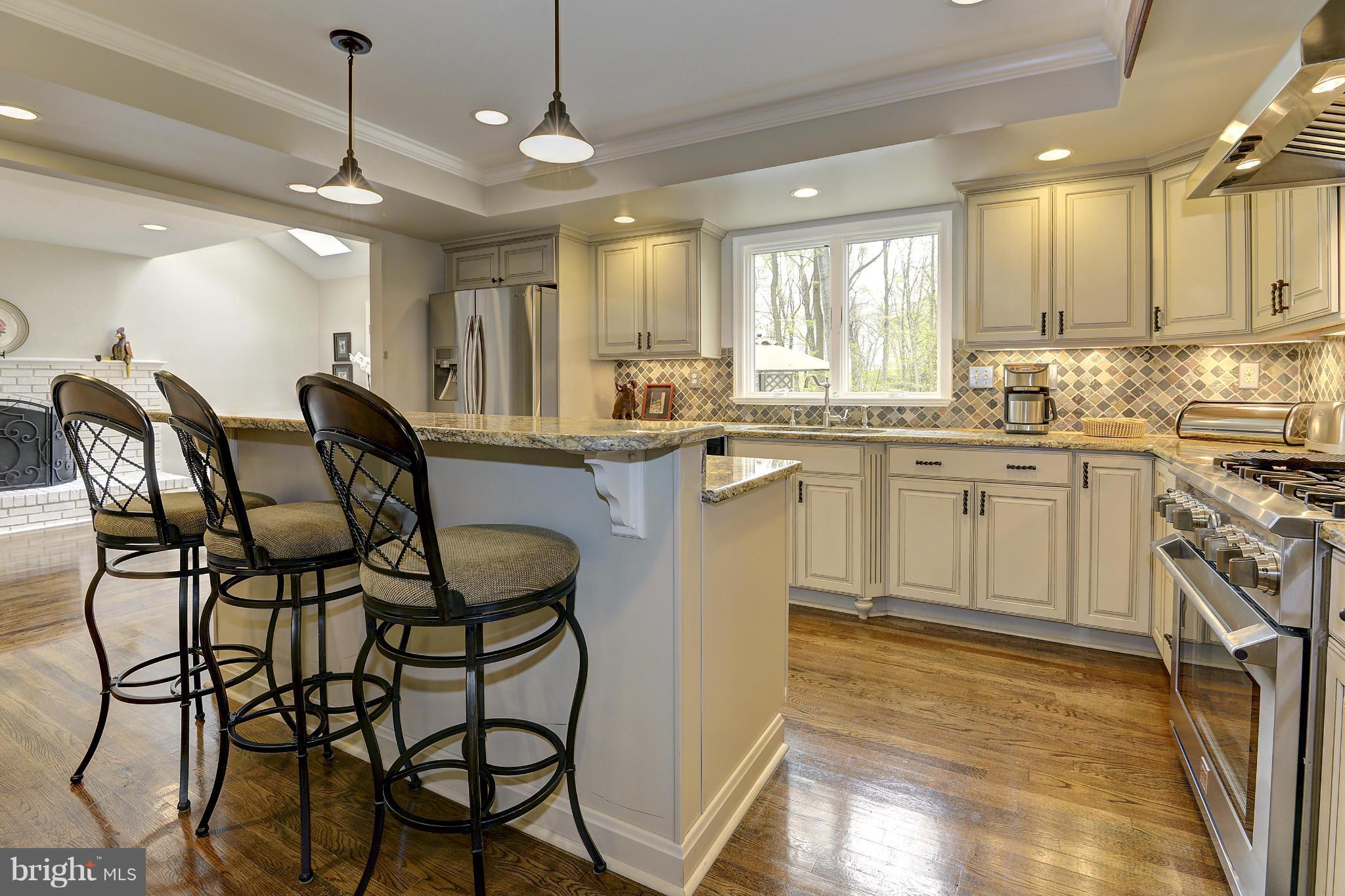 POTOMAC OUTSIDE - Residential