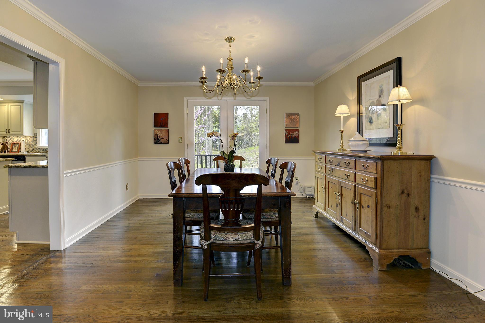 POTOMAC OUTSIDE - Residential