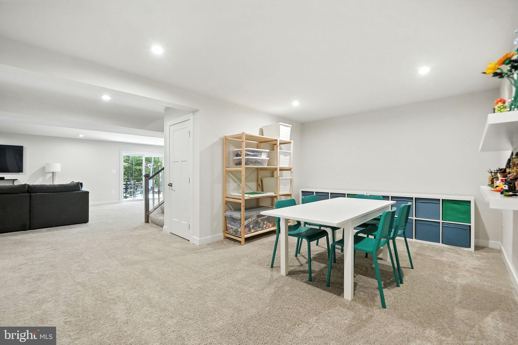 FAWN LAKE - Residential