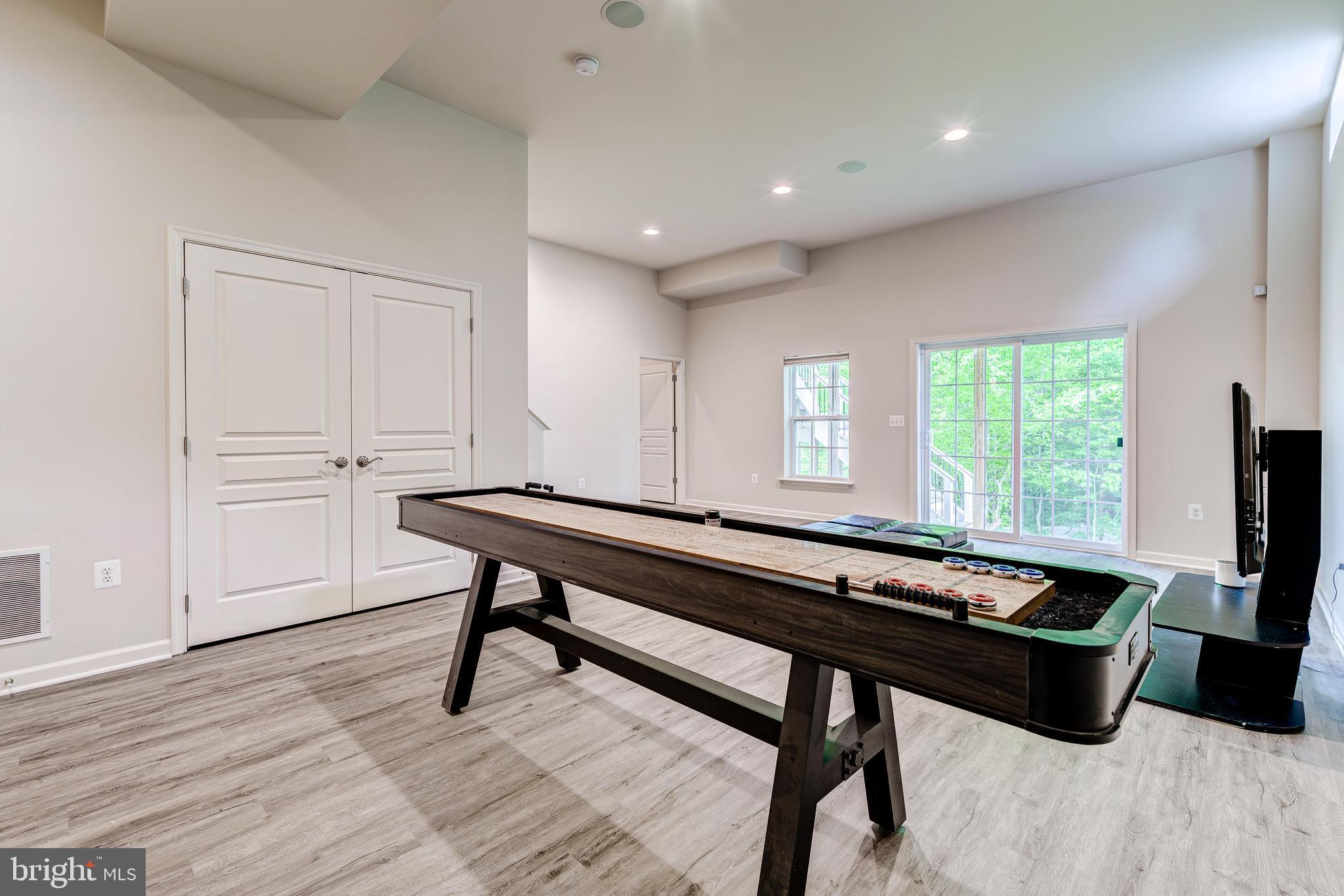 POWELLS LANDING - Residential