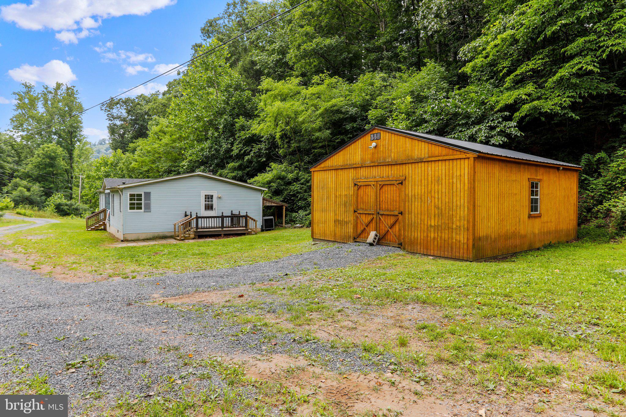 BLOOMERY - Residential