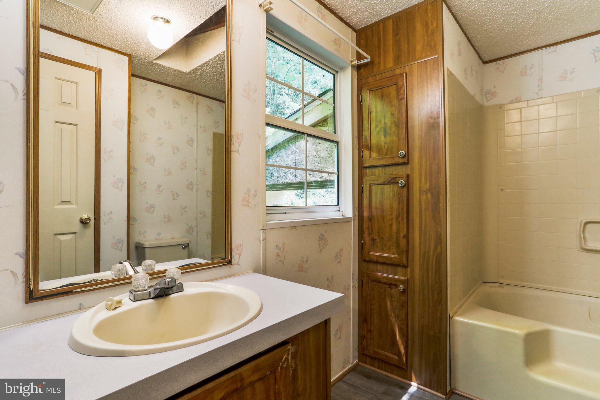 BLOOMERY - Residential