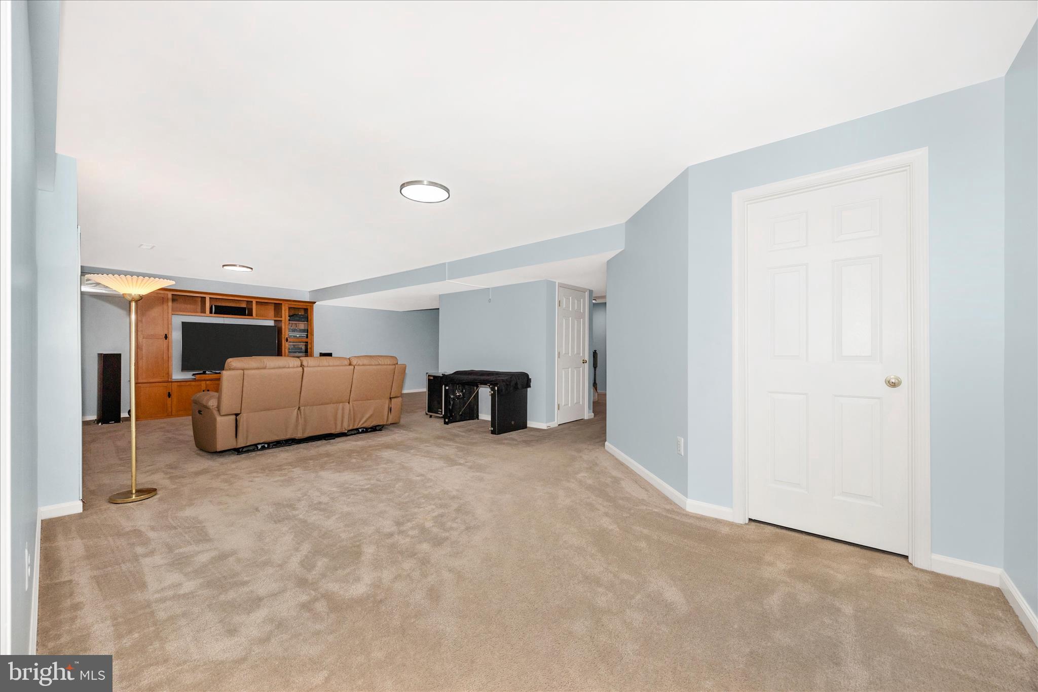 KINGS VALLEY MANOR - Residential