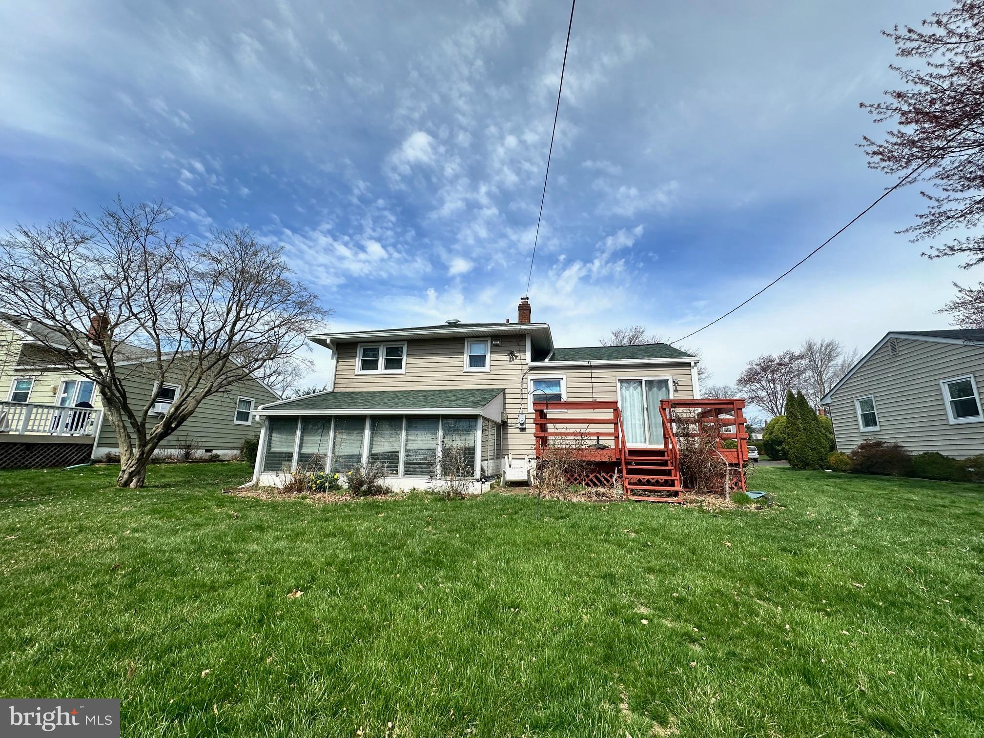 545 POPLAR STREET