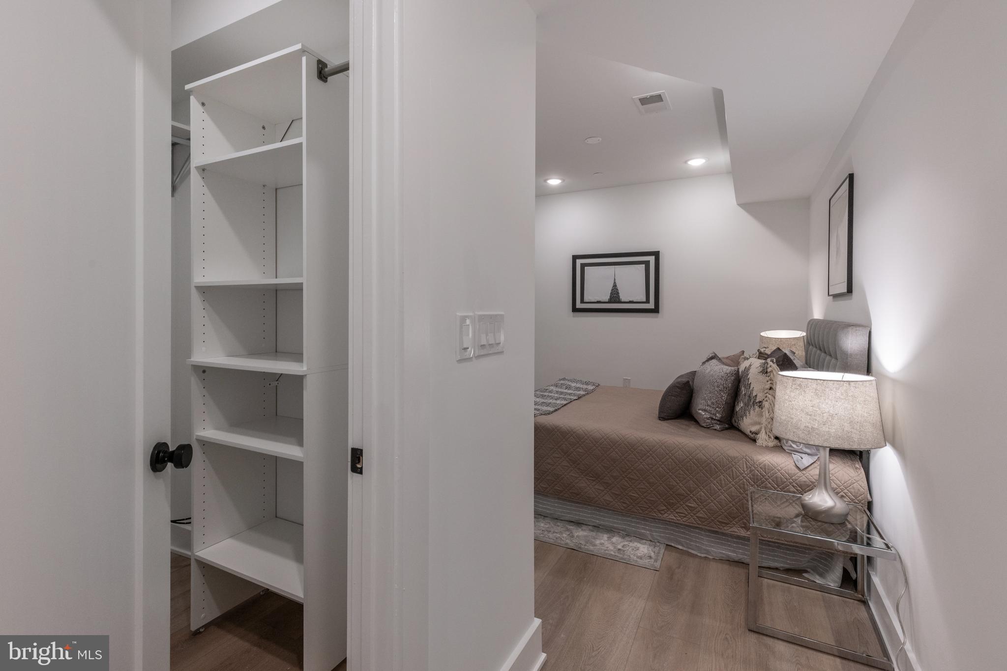 GRADUATE HOSPITAL - Residential