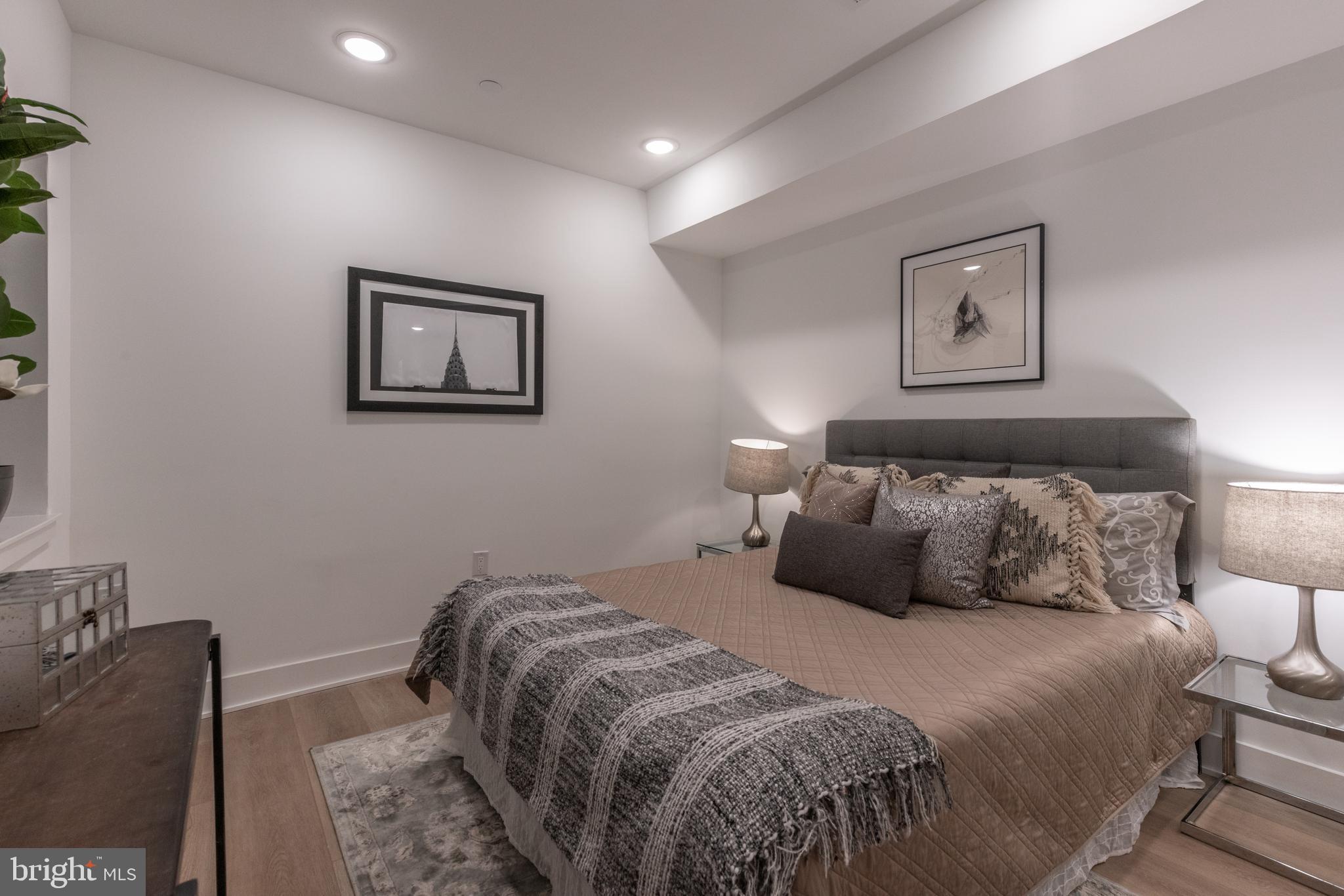 GRADUATE HOSPITAL - Residential