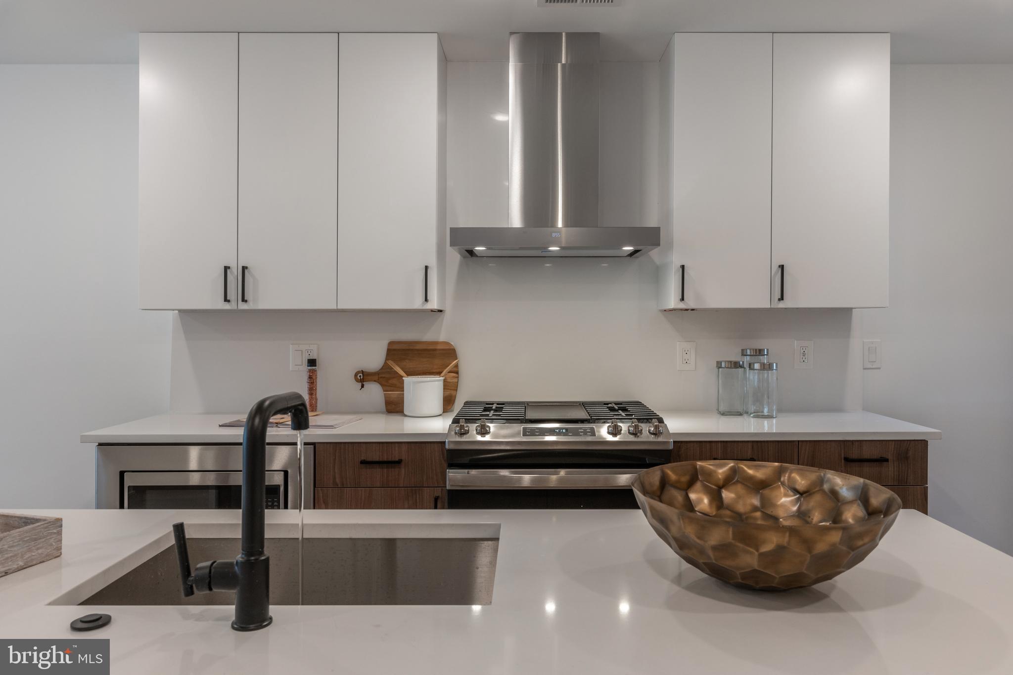 GRADUATE HOSPITAL - Residential