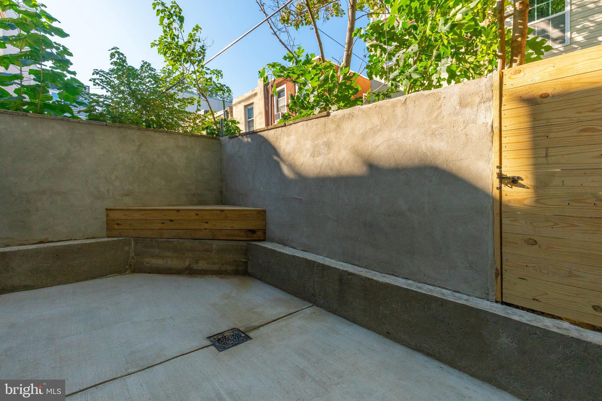 GRADUATE HOSPITAL - Residential