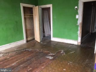 POINT BREEZE - Residential