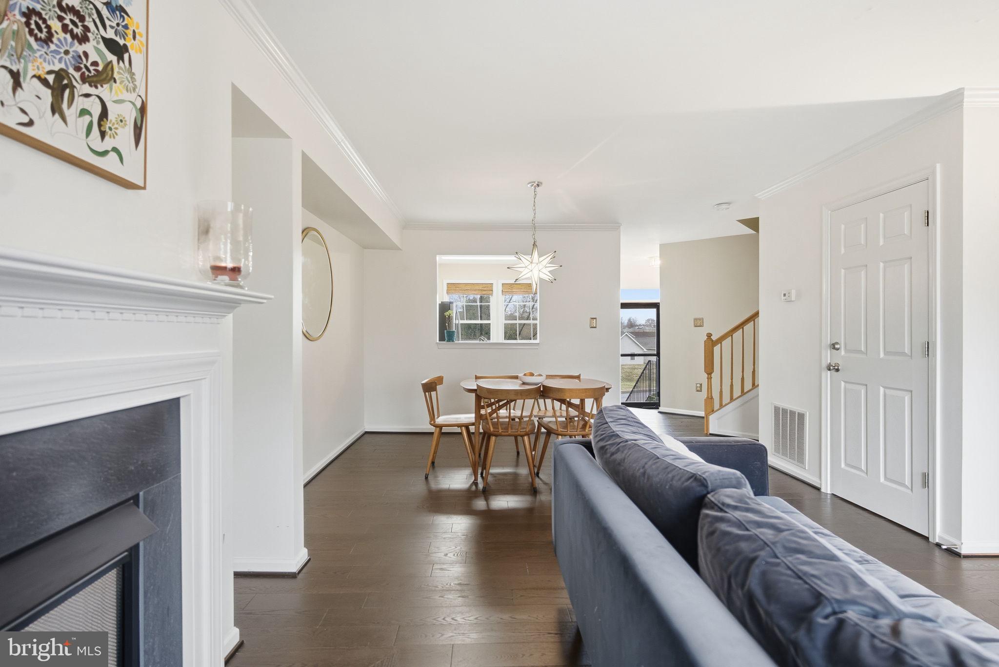 LAUREL RIDGE - Residential