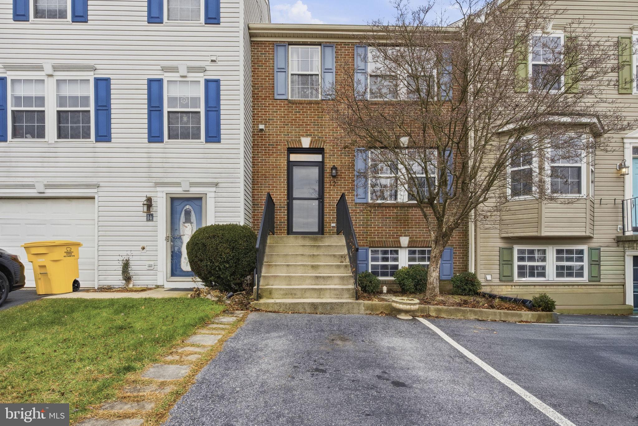 LAUREL RIDGE - Residential