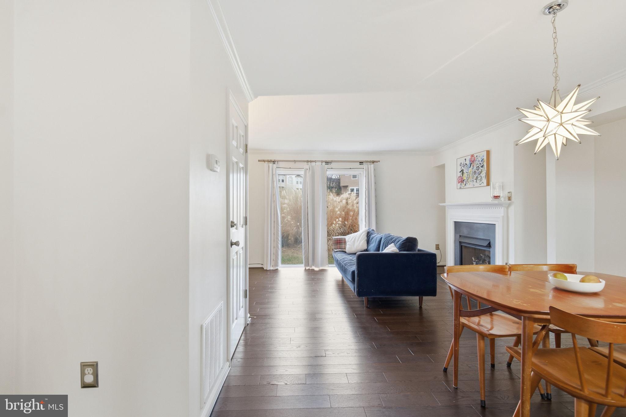 LAUREL RIDGE - Residential