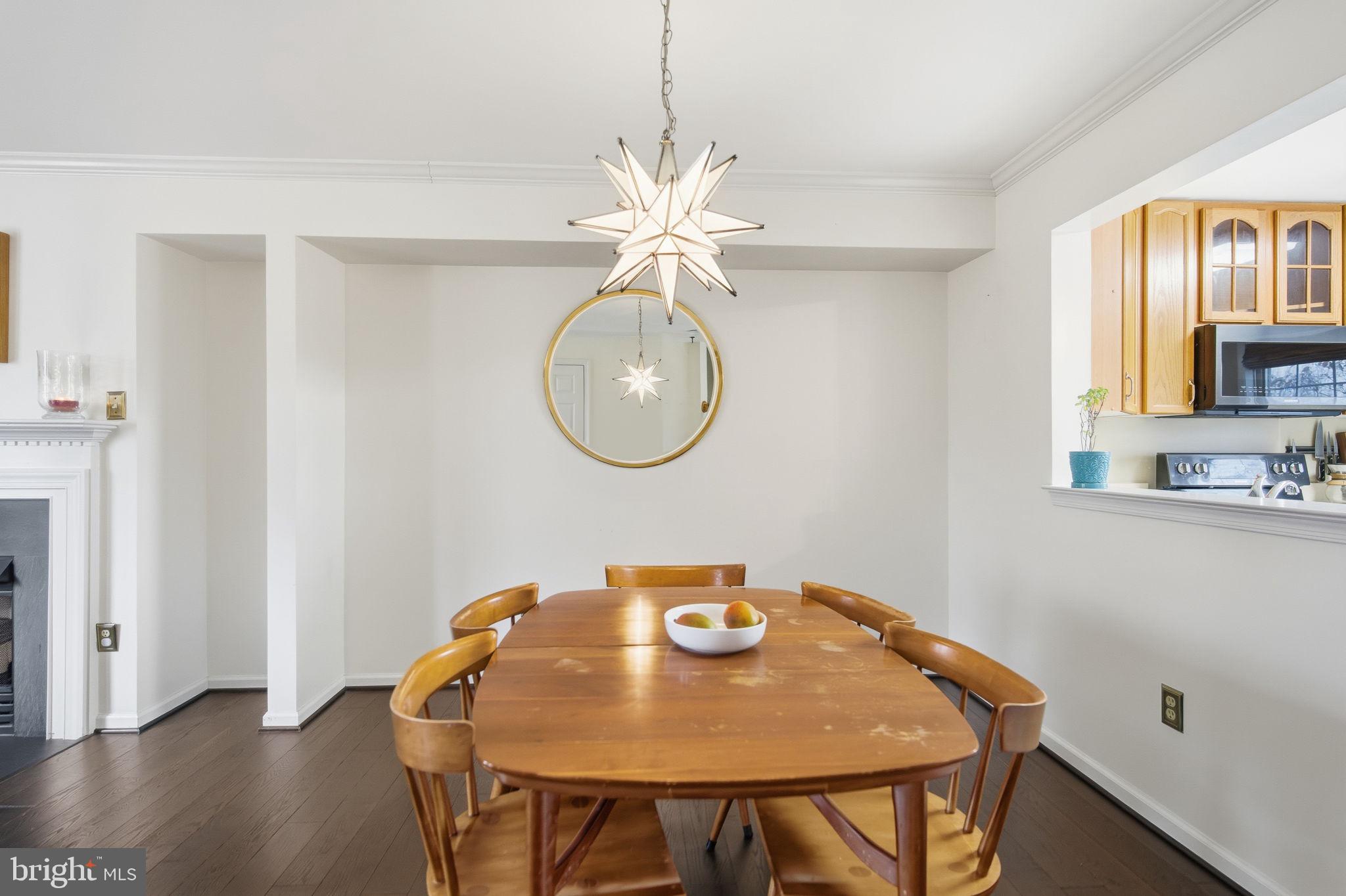 LAUREL RIDGE - Residential