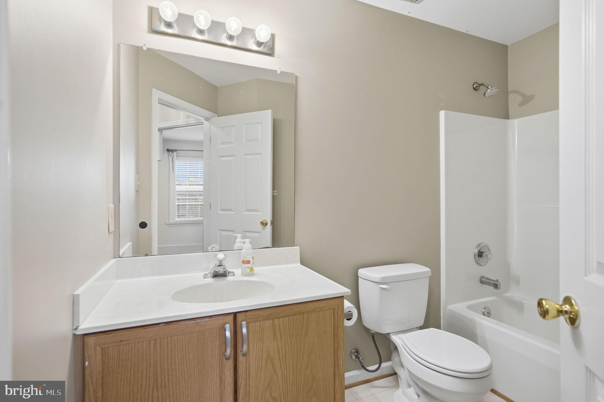 LAUREL RIDGE - Residential