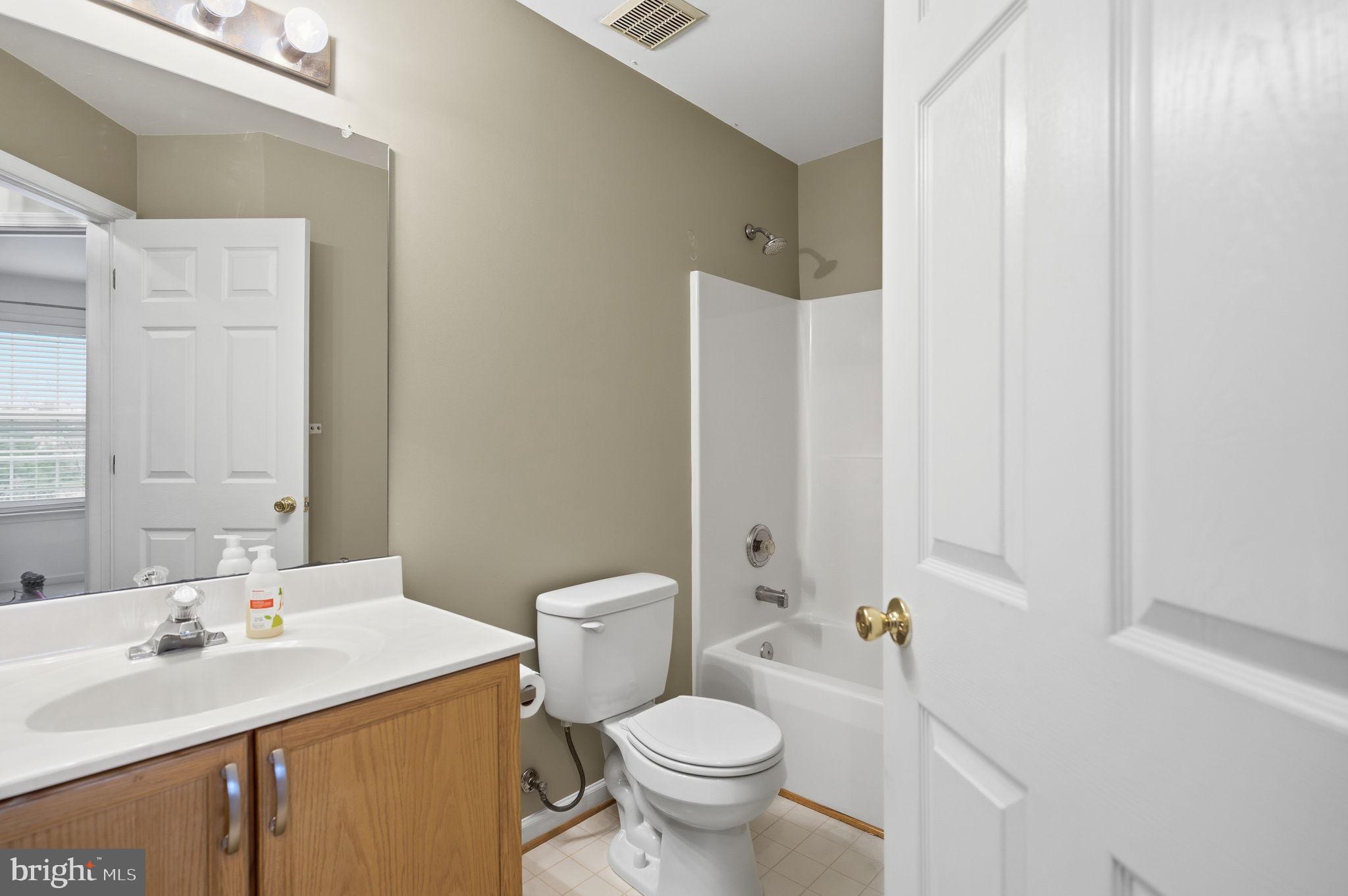 LAUREL RIDGE - Residential