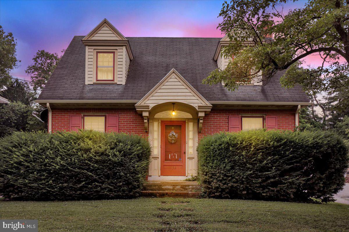 1132 WILLOW STREET PIKE