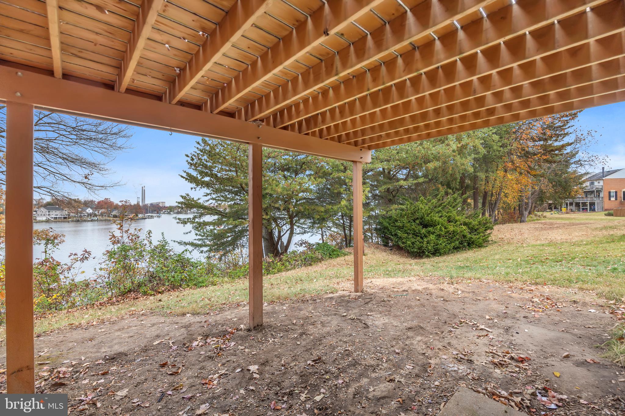 ELIZABETHS LANDING - Residential