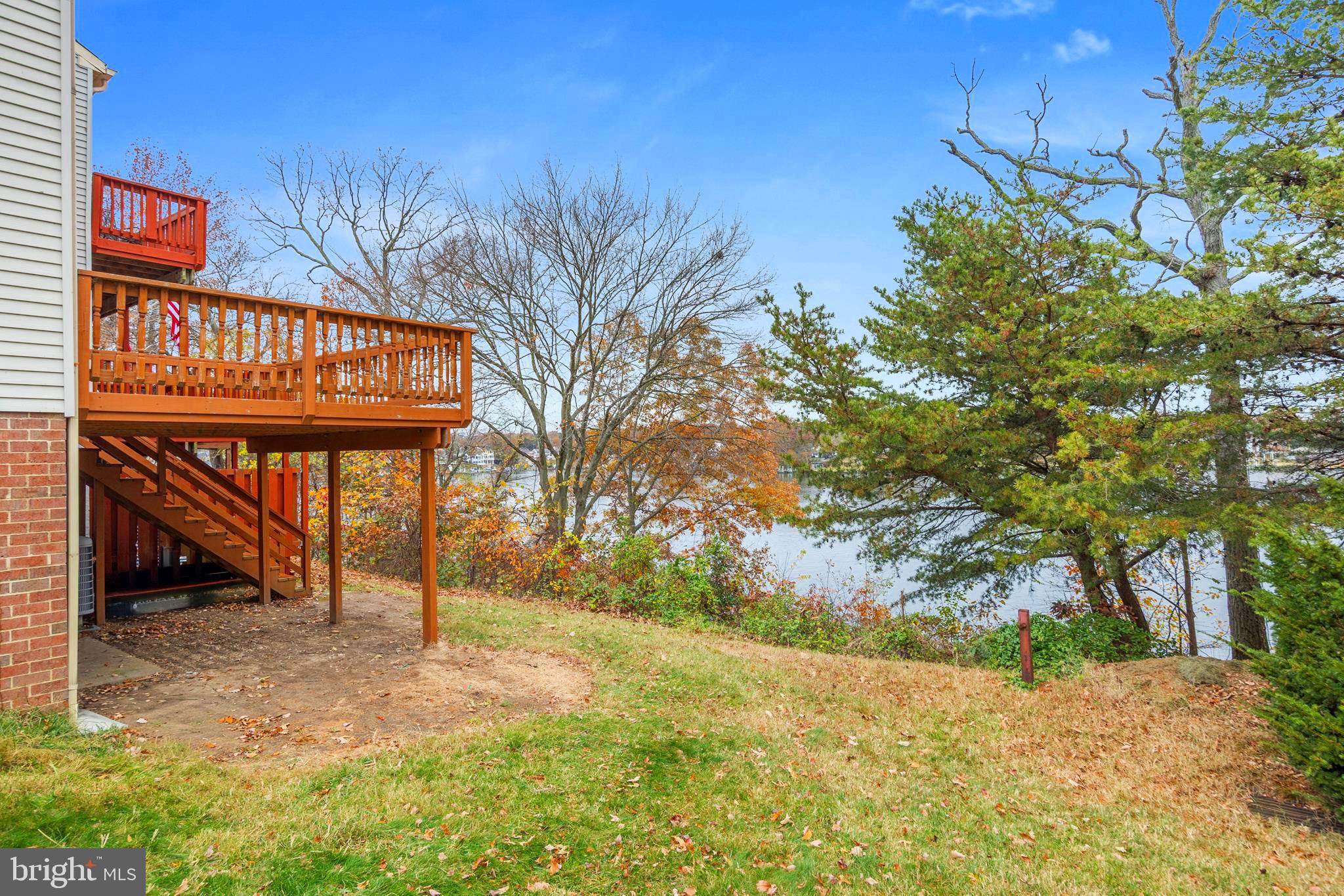 ELIZABETHS LANDING - Residential