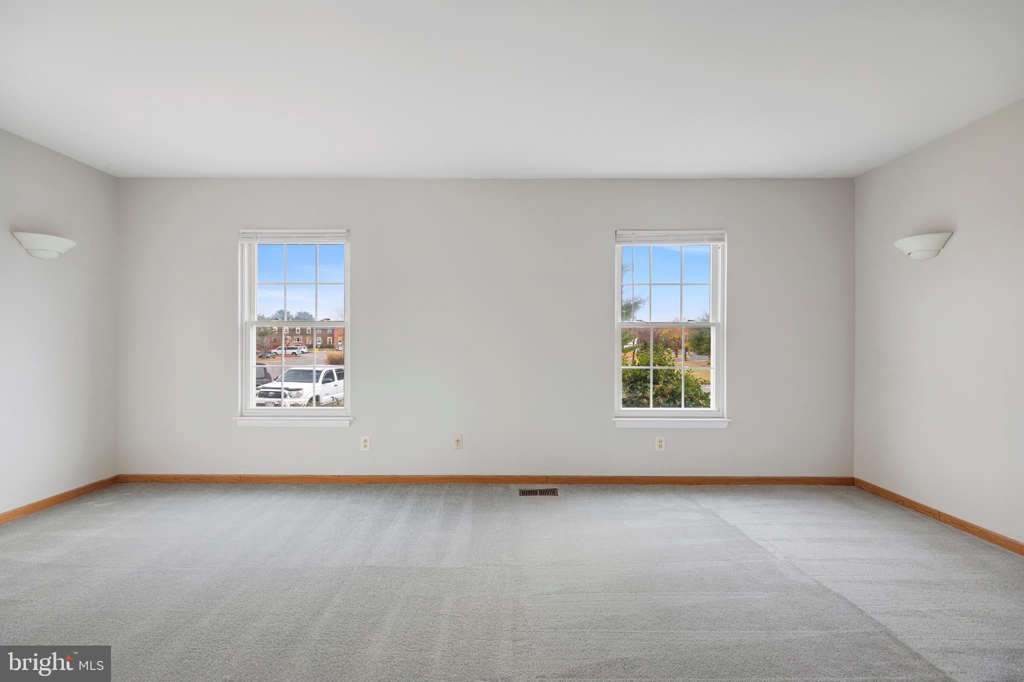 ELIZABETHS LANDING - Residential