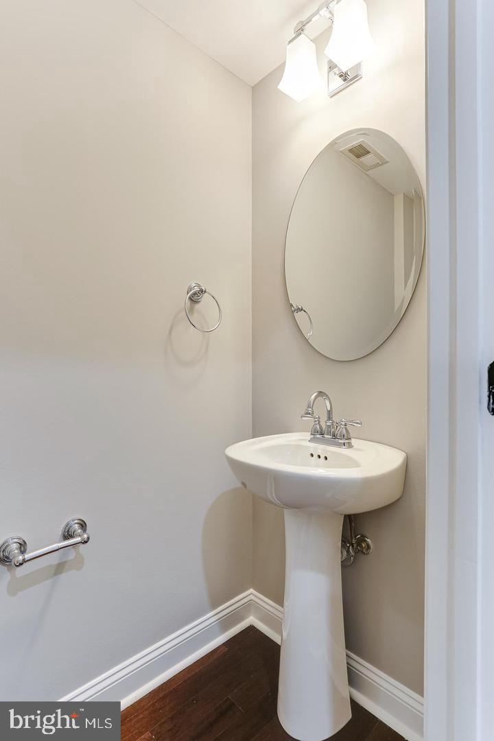 FEDERAL HILL HISTORIC DISTRICT - Residential Lease