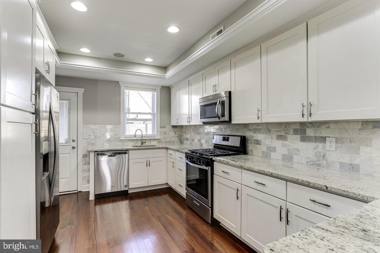 FEDERAL HILL HISTORIC DISTRICT - Residential Lease