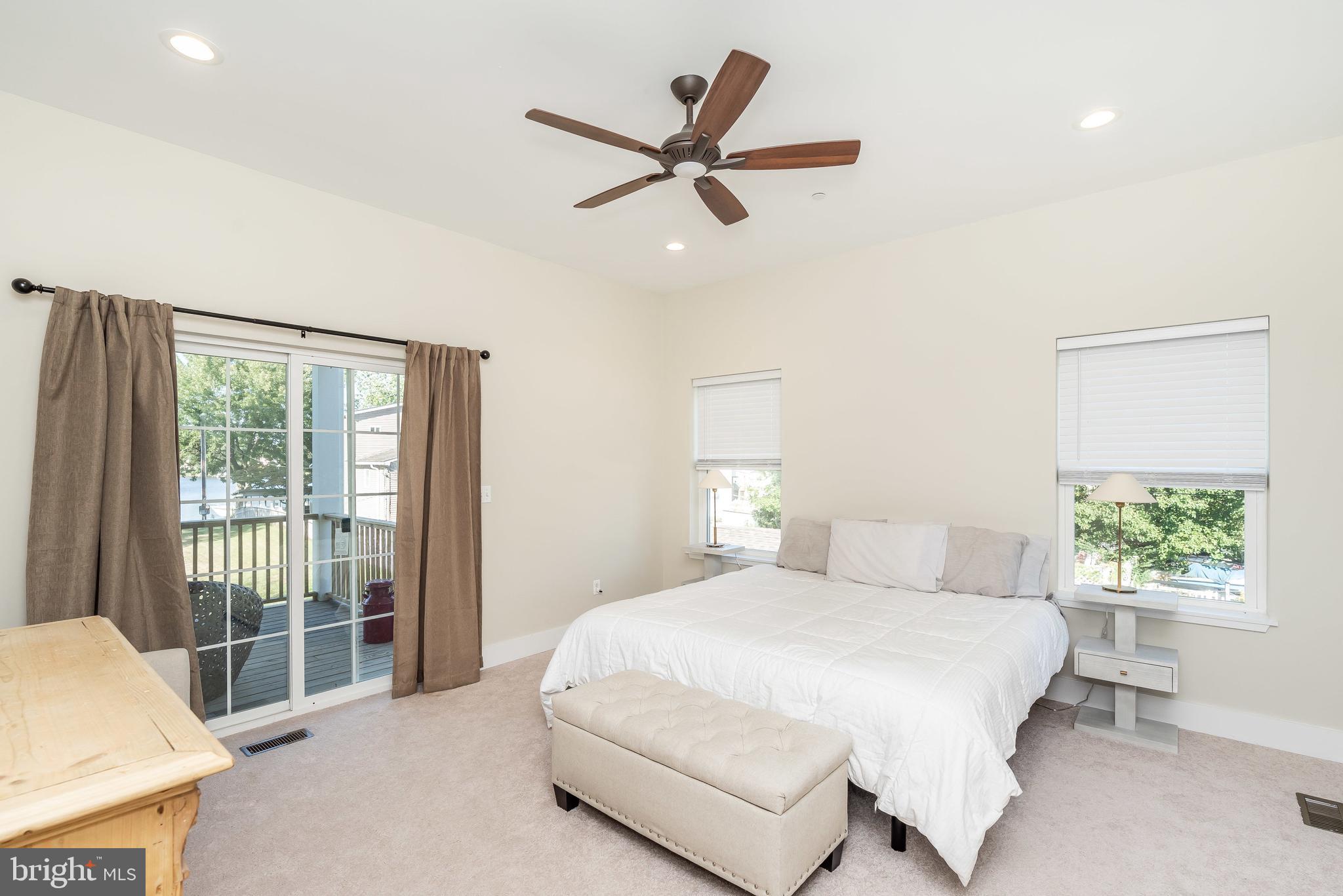 CEDAR CREEK - Residential