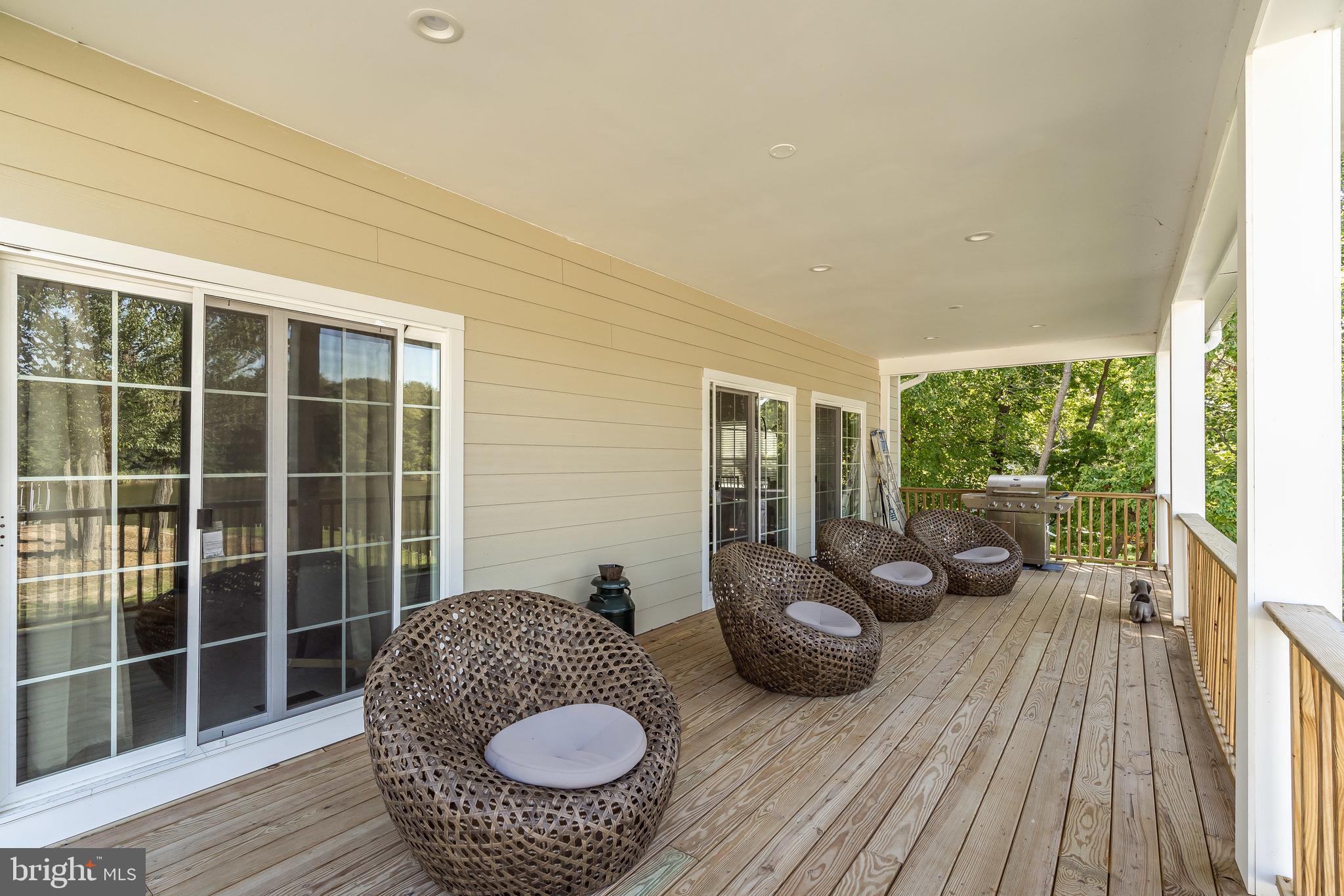 CEDAR CREEK - Residential