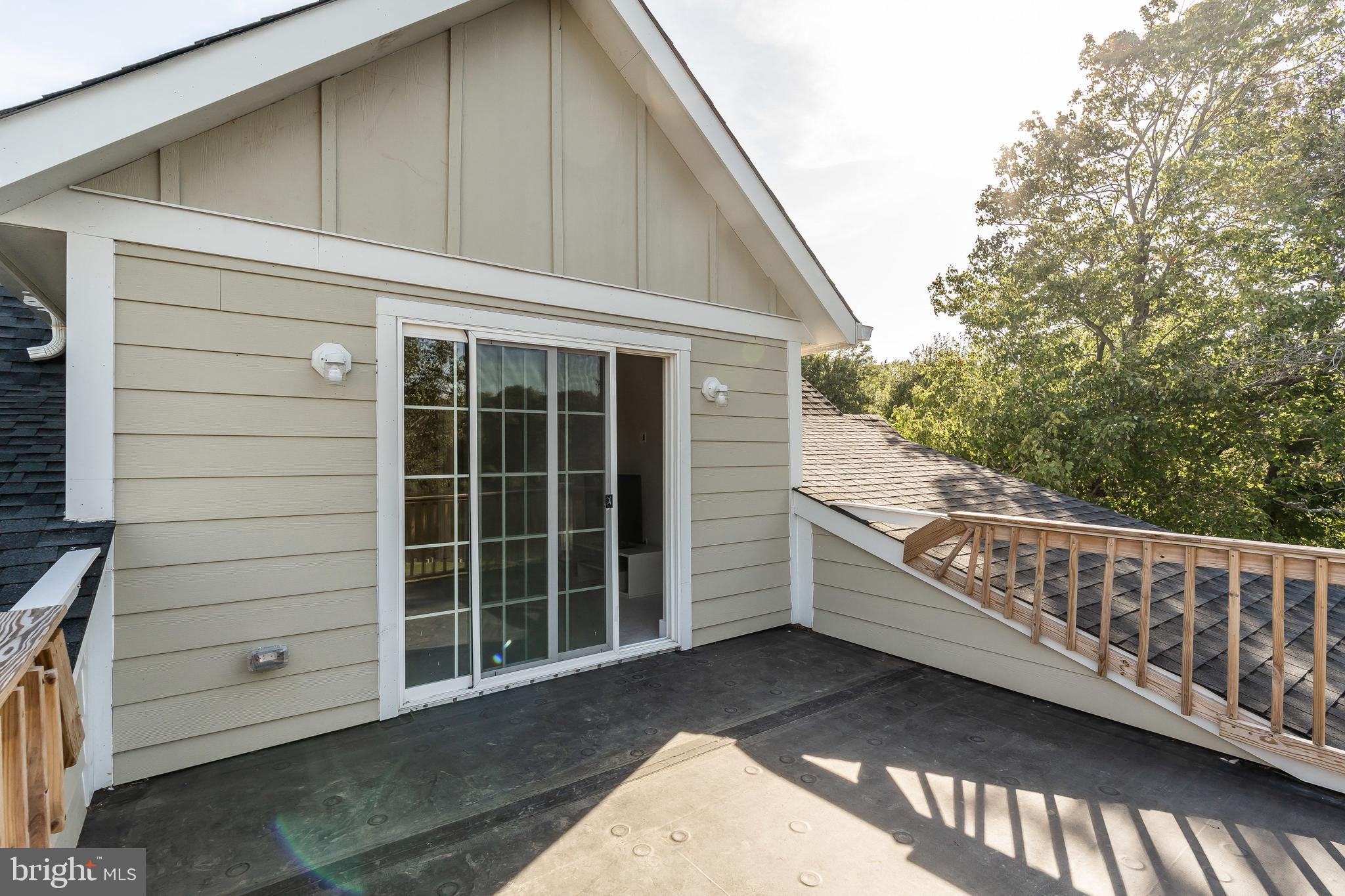 CEDAR CREEK - Residential