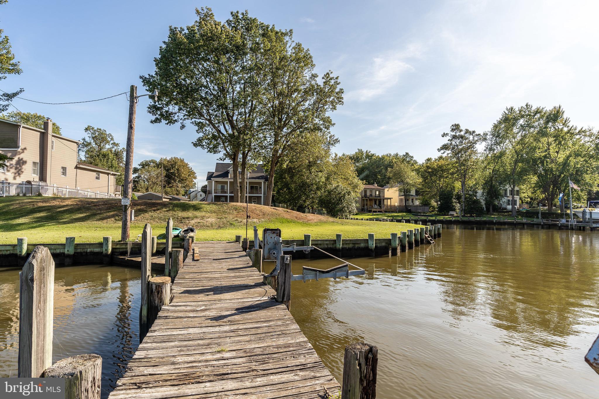 CEDAR CREEK - Residential