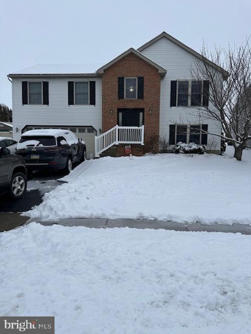 Well maintained home located in Northern Lebanon School District in the neighborhood of Twin Creeks, Jonestown PA. The home offers a vaulted ceiling throughout the living room, dining area and kitchen. There are 3 hall entered bedrooms, 2 full baths, rear deck with a vinyl fenced in rear yard and a 2 car integral oversized garage.