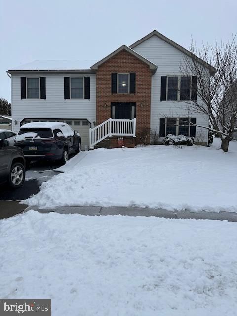 308 SWATARA CREEK DRIVE JONESTOWN PA 17038