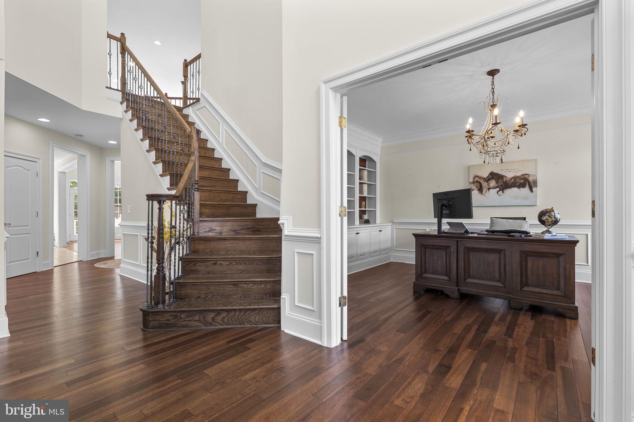 7532 RED HILL DRIVE