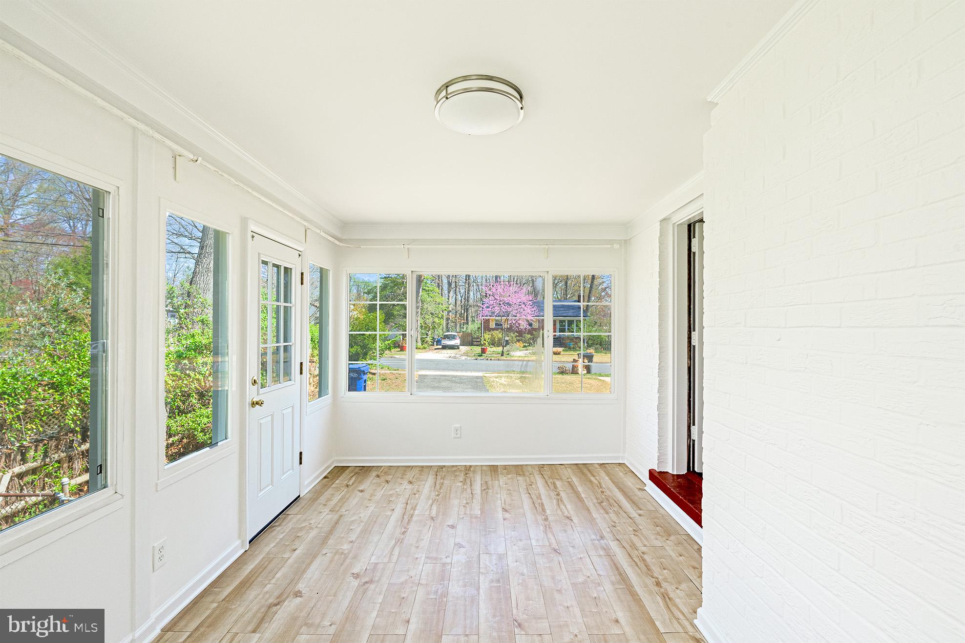 BROYHILL PARK - Residential Lease