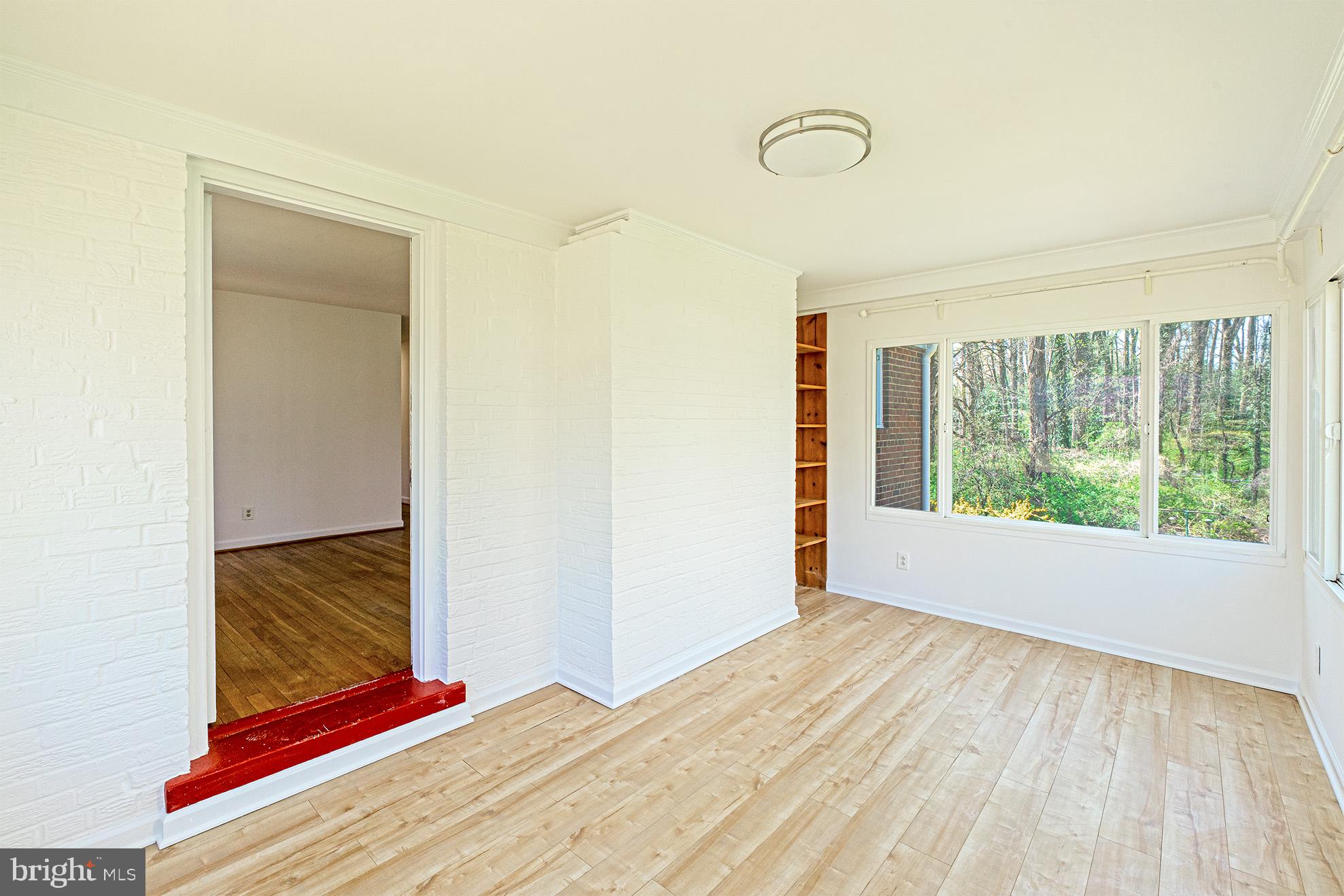 BROYHILL PARK - Residential Lease