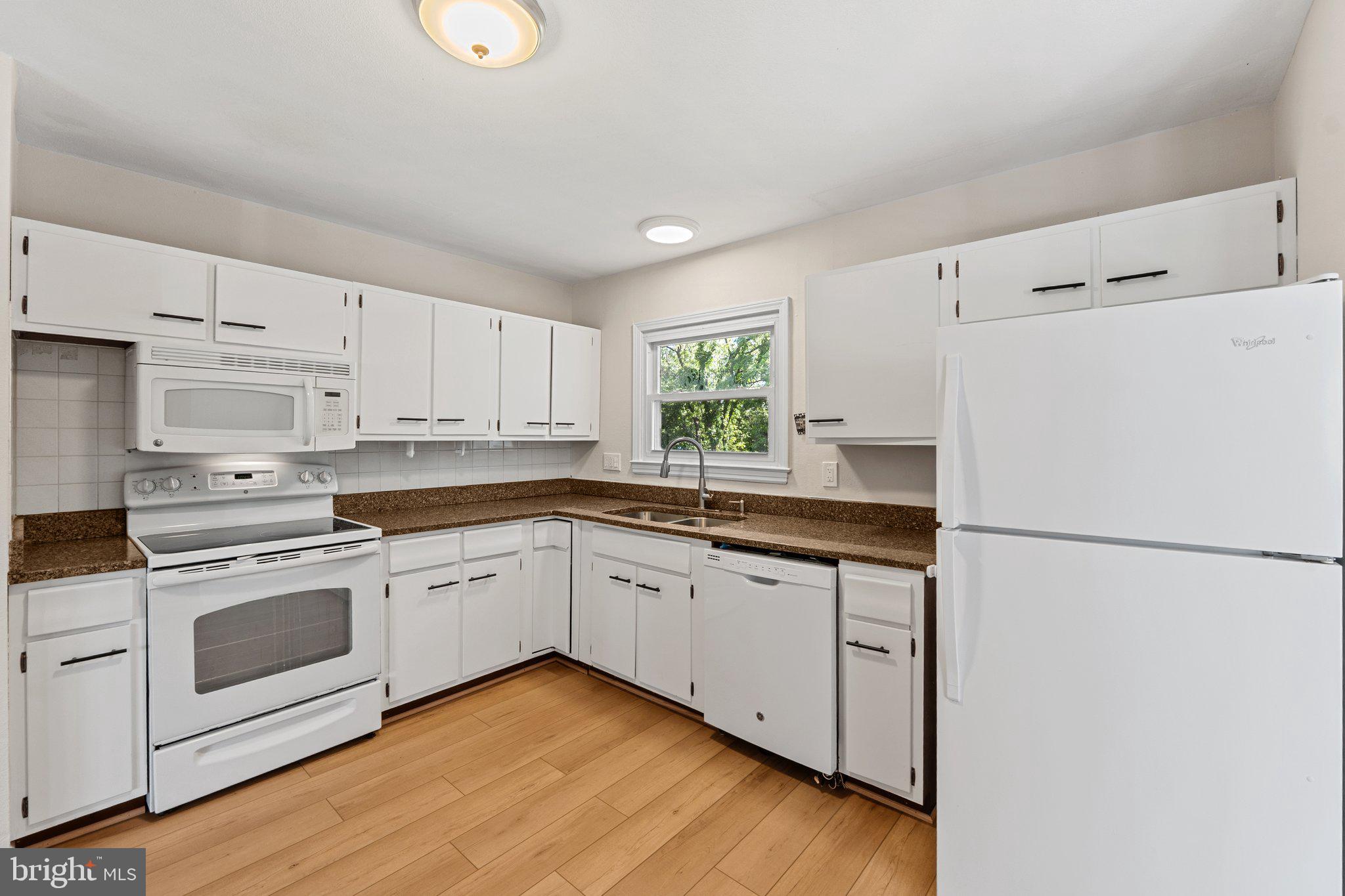 STERLING  PARK - Residential