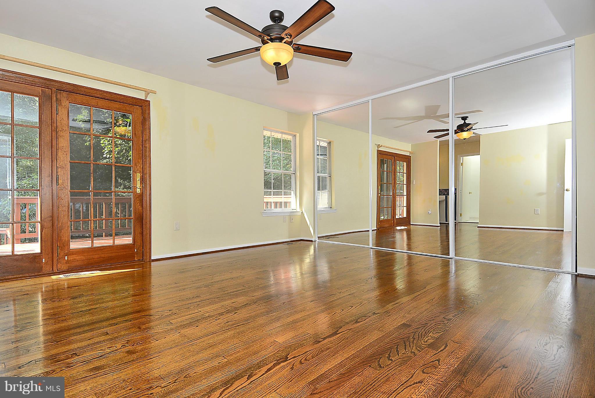 LEXINGTON ESTATES - Residential