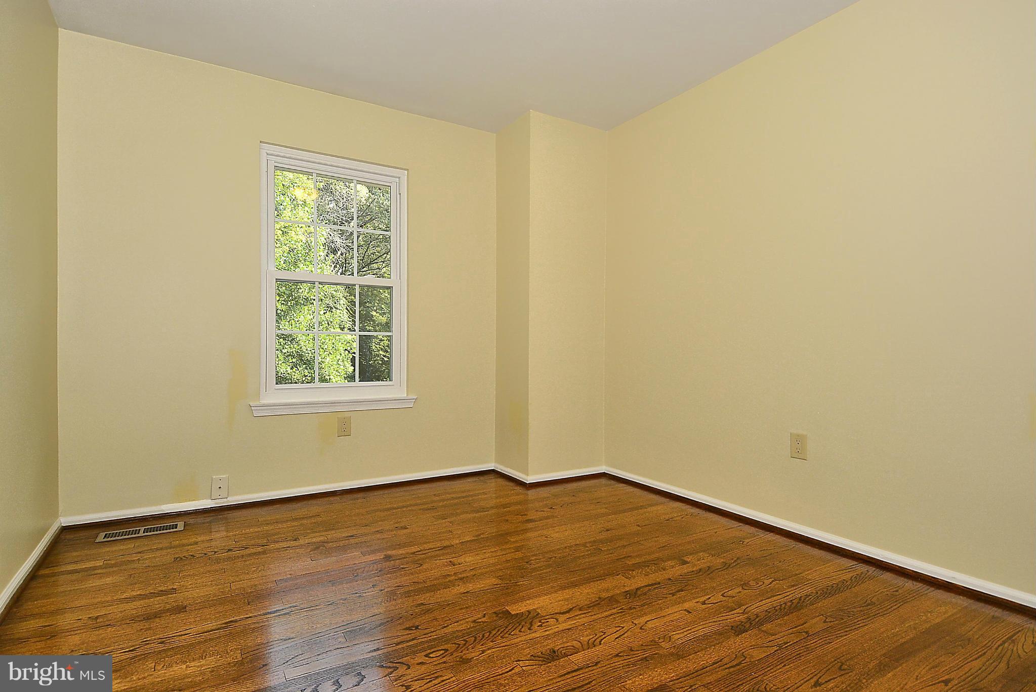 LEXINGTON ESTATES - Residential