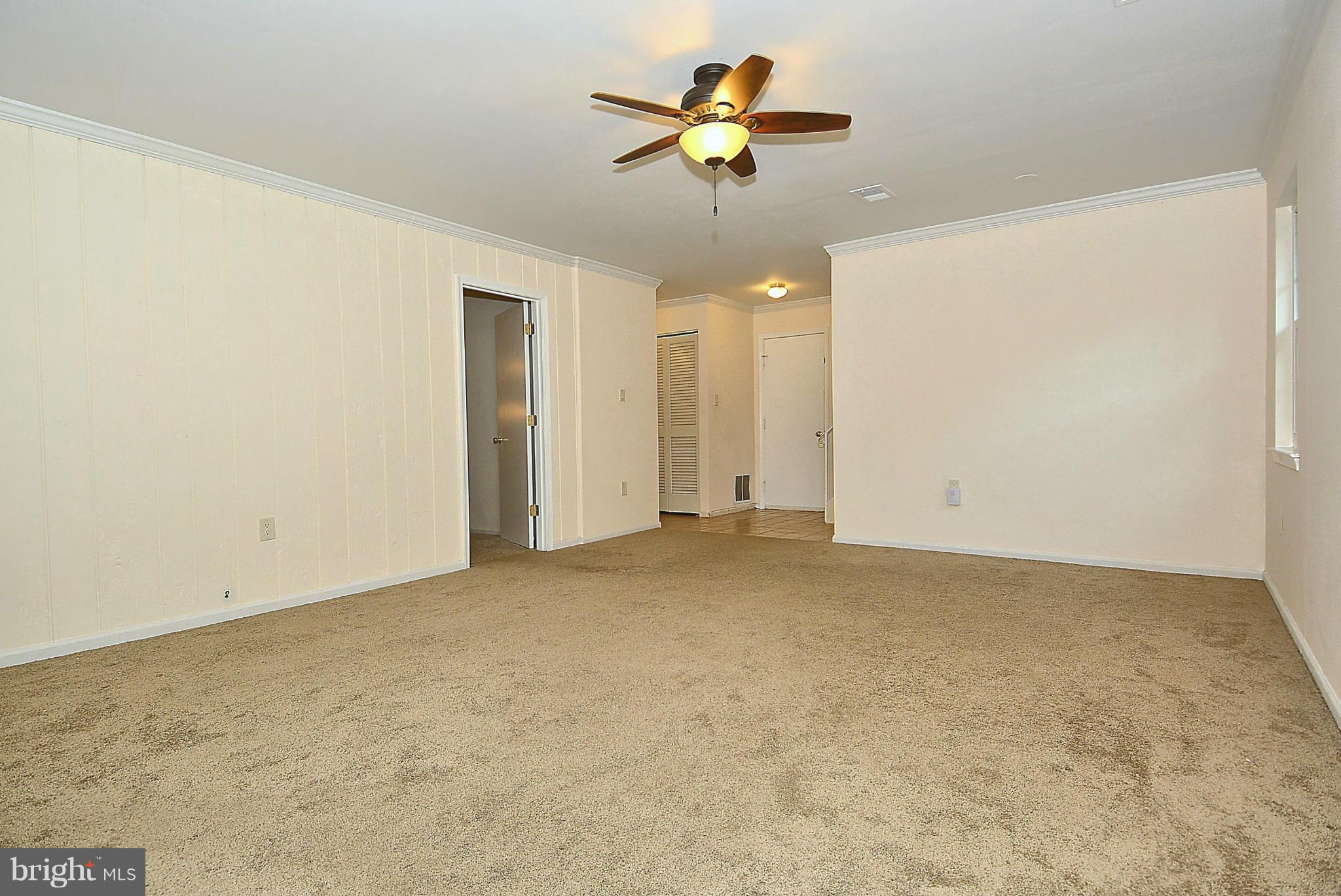 LEXINGTON ESTATES - Residential