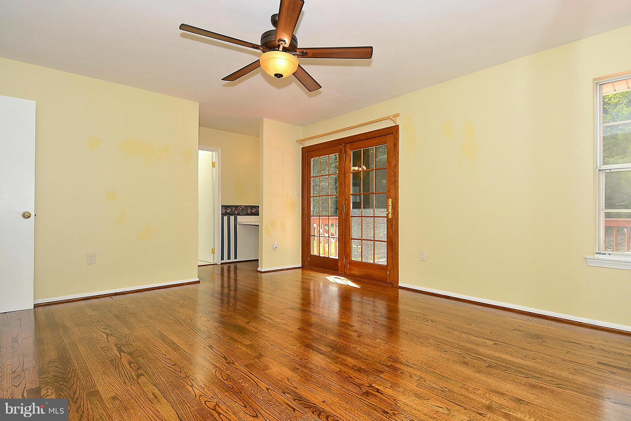 LEXINGTON ESTATES - Residential