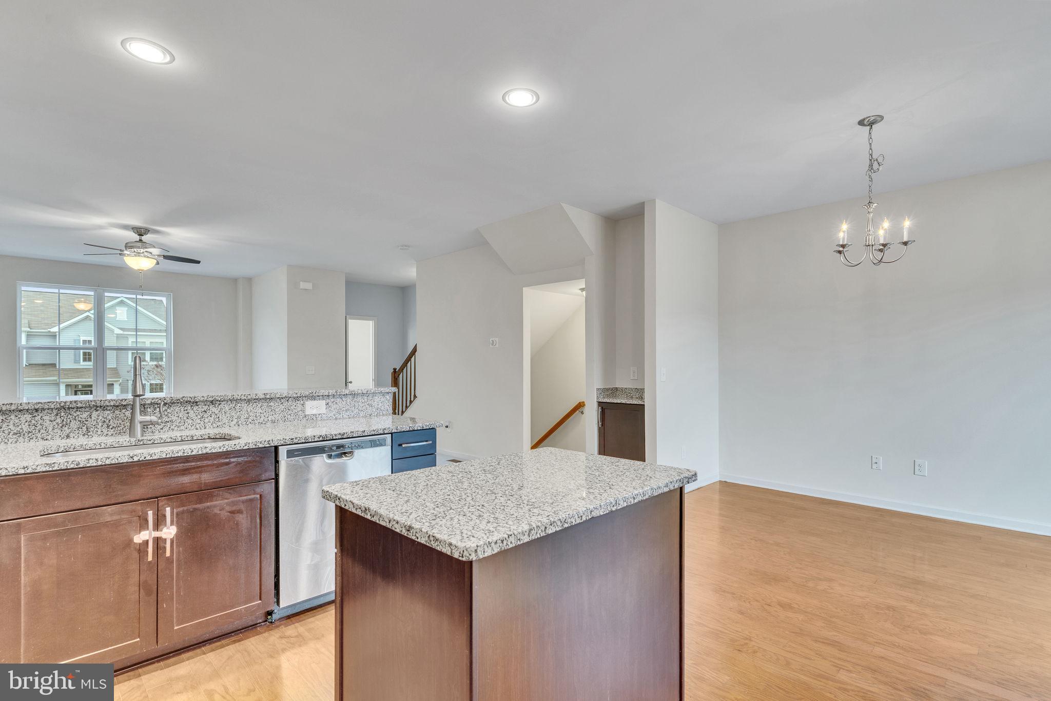 SUMMERFIELD - Residential