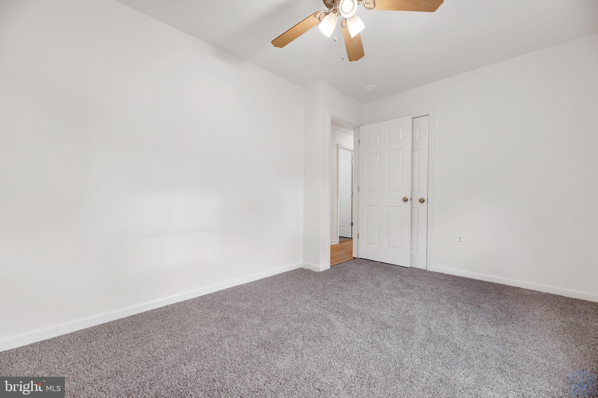 SUMMER CITY - Residential Lease