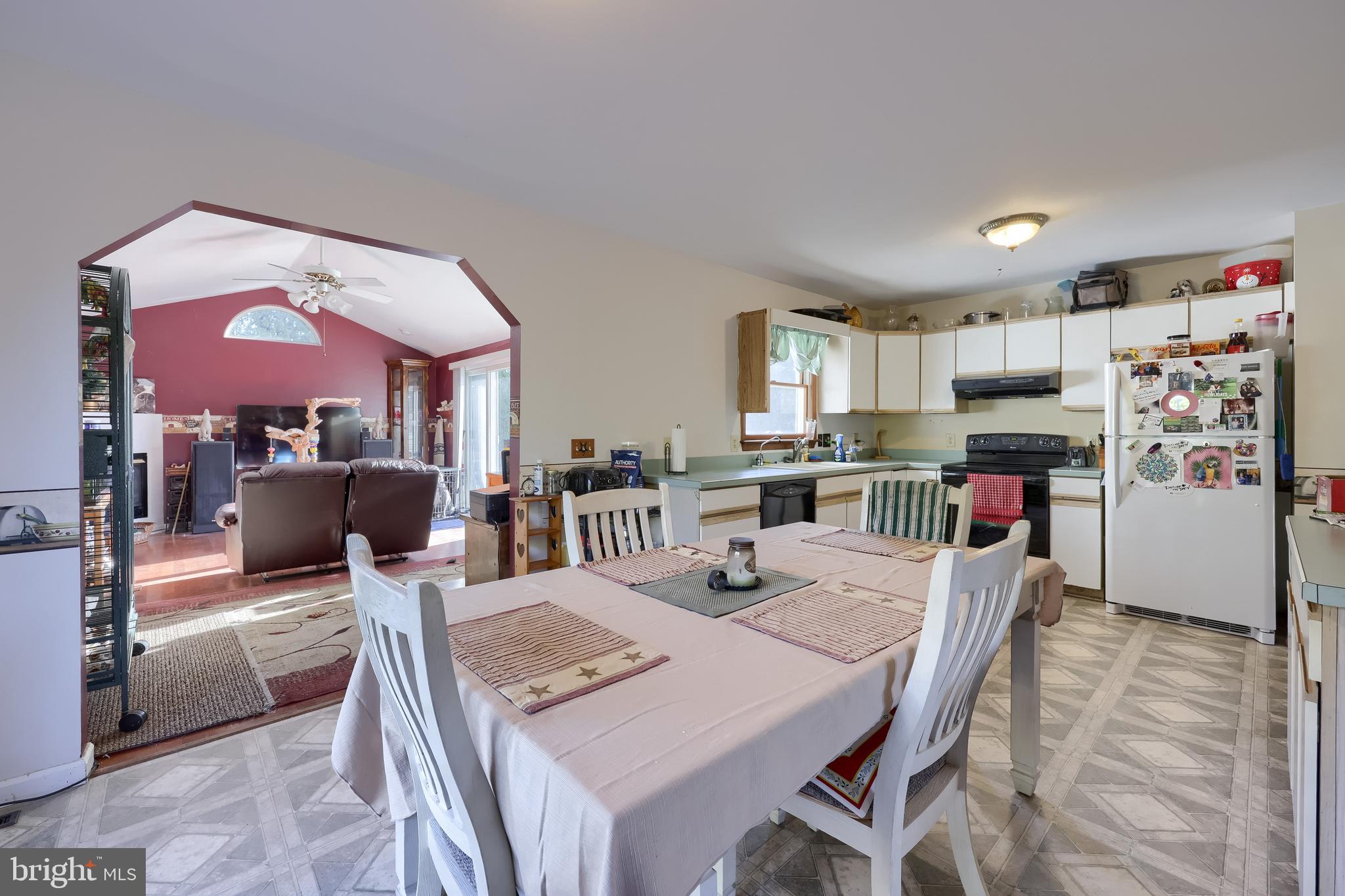 LEBANON - Residential