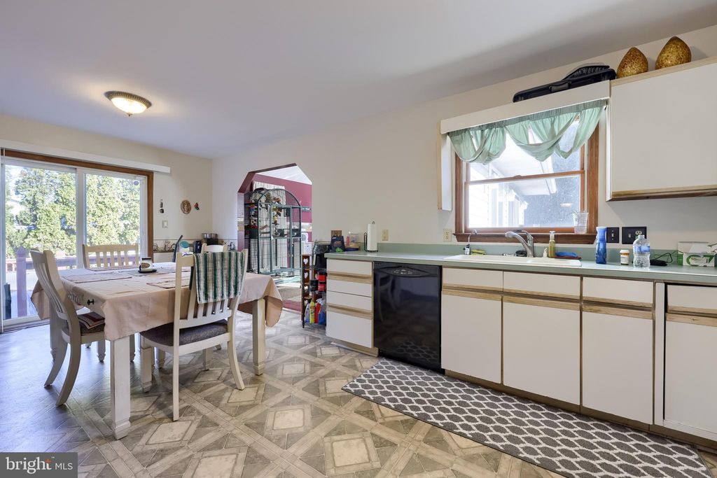 Photo of 202 Redwood Lane, LEBANON, PA 17046 (MLS # PALN2023704)