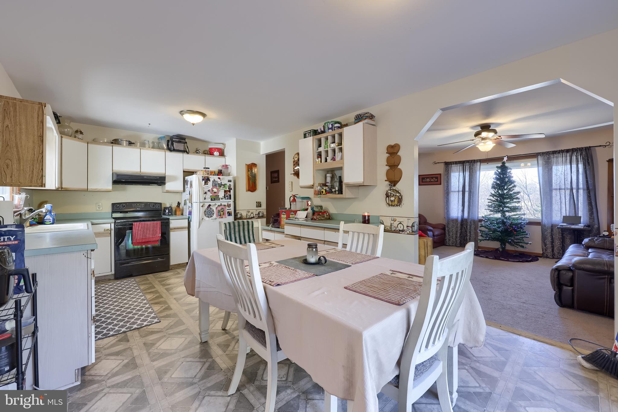 LEBANON - Residential