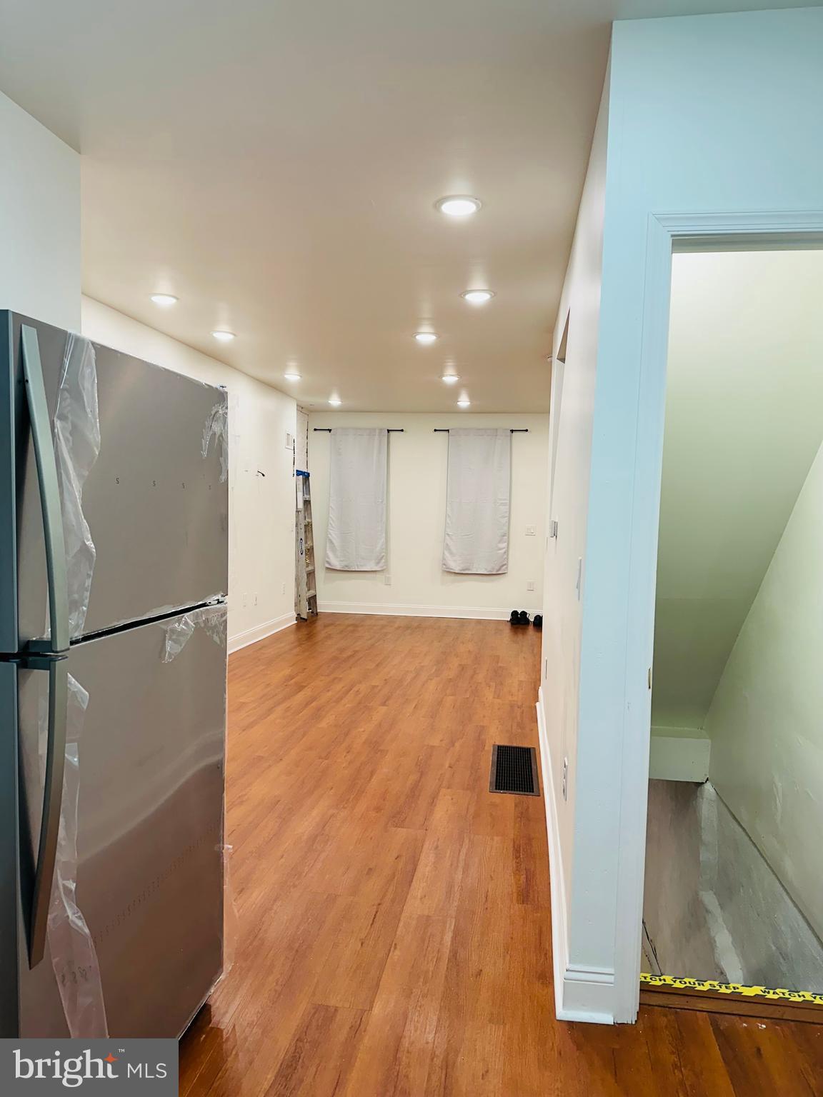 STRAWBERRY MANSION - Residential Lease